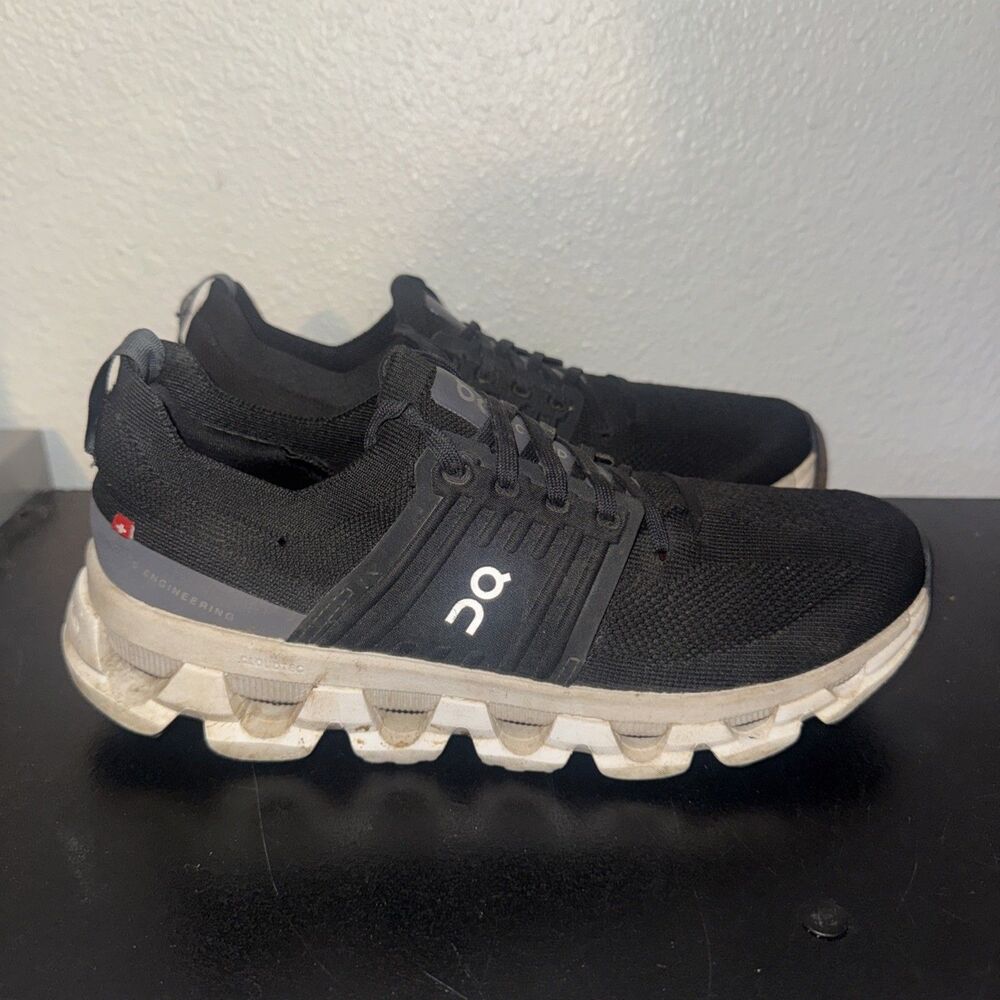 On Cloudswift 3 Womens Size 7.5 Black White Athletic Running Shoes Sneakers